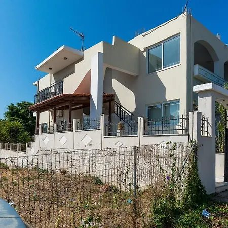 Semesterbostad House Overlooking The Port Of Souda Chania (Crete)